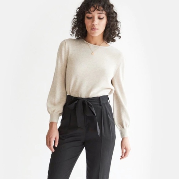 VETTA | Capsule Sand Classic Wrap Sweater - Picture 4 of 10